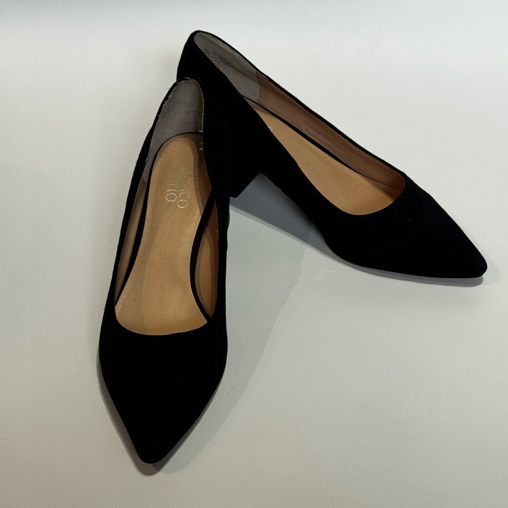 Franco Sarto Black Suede Block-Heel Pumps – Size 9.5M